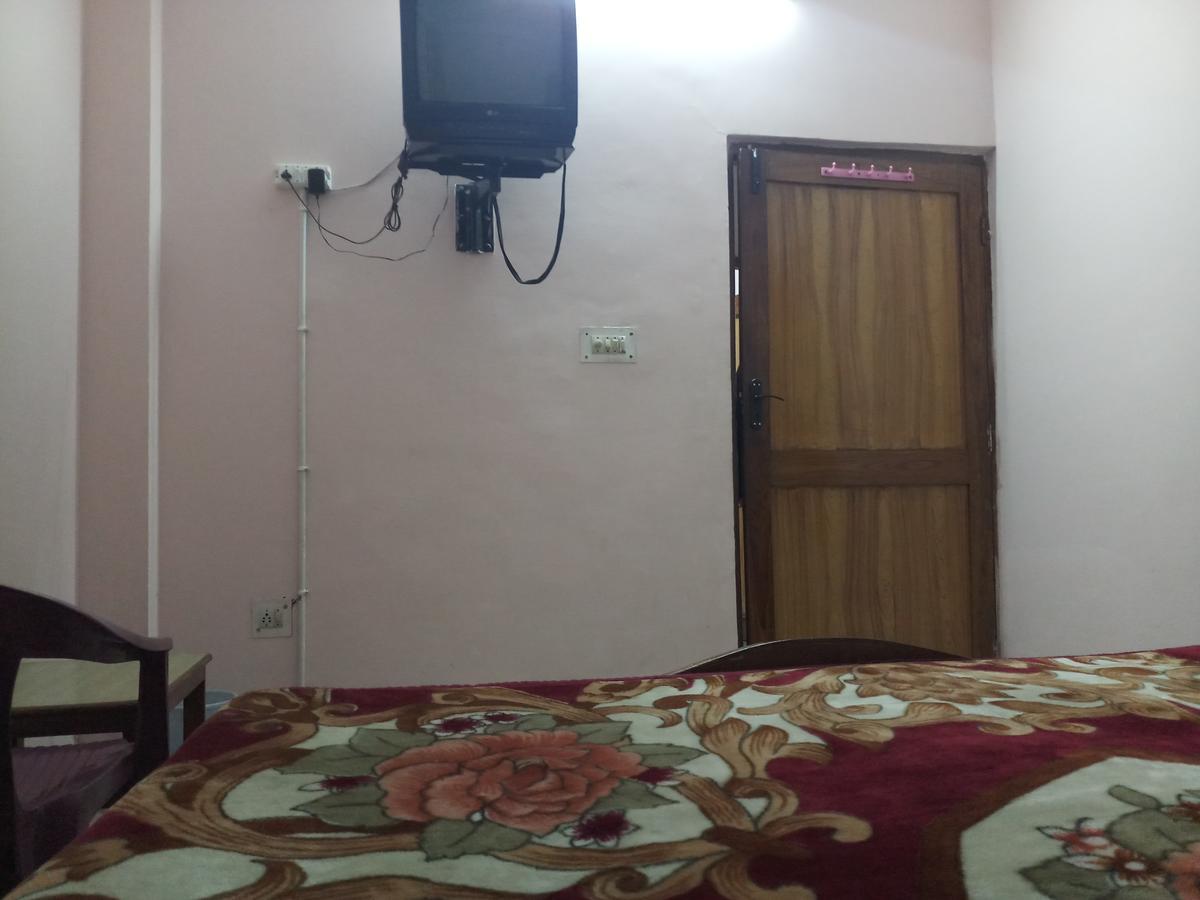 Hotel Satkar, Haridwār Екстериор снимка