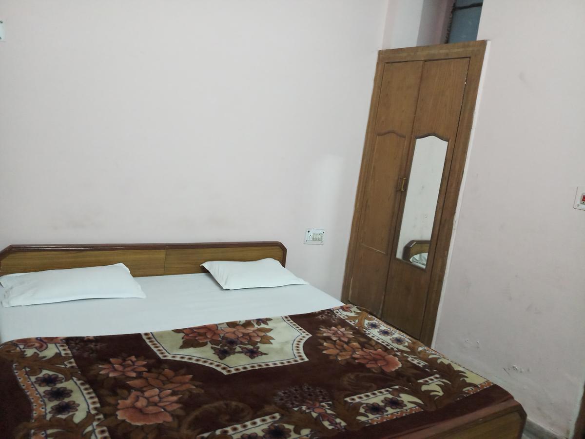 Hotel Satkar, Haridwār Екстериор снимка